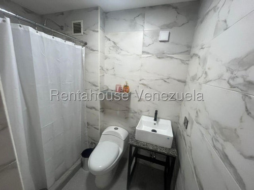 Valeria Chong Apartamento Venta Barquisimeto Lara Ciudad Roca Zona Este Conectado A Planta Electrica Residencial Economico Cocina Equipada Codigo Inmobiliaria Rent-a-house 25-24120