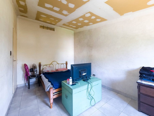 Venta Casa + Dos Dptos Dos Dorm Lote 600m2