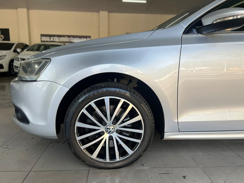Volkswagen Jetta 2.0 Tsi Highline 4p