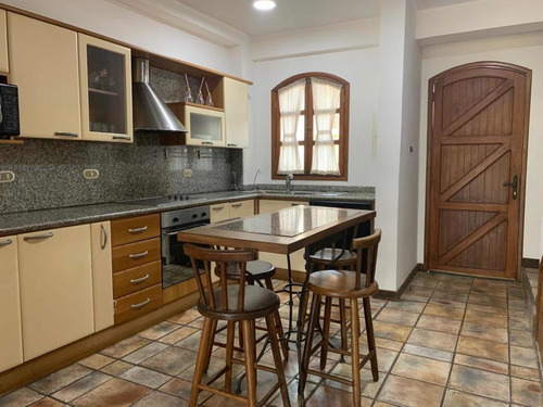 Imagen 3 de 21 de En Alquiler, Hermosa Casa,ubicada En Pueblo Viejo