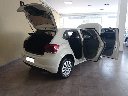 Volkswagen Polo Trendline 1.6/ Mod: 2018 C/22.000km