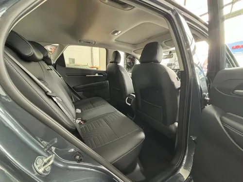 Kia Sonet 1.5 Zenith Aut