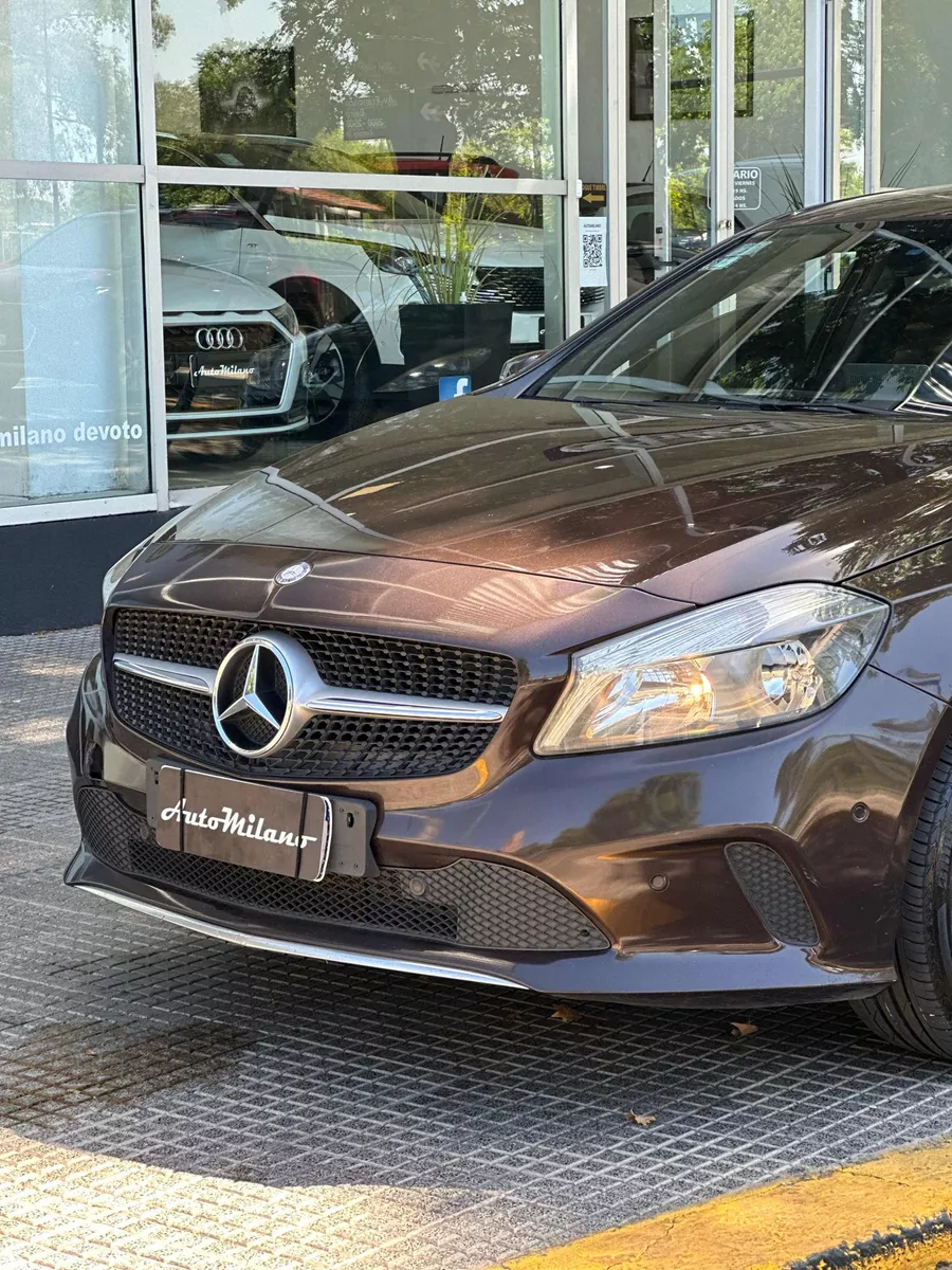 Mercedes-Benz Clase A 1.6 A200 Urban 156cv