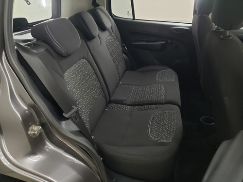 Fiat Uno 1.0 Attractive Flex 5p marchas