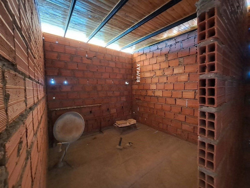 Casa Urbanizacion La Arboleda, Con Anexo Independiente En Obra Gris, Porlamar, Isla De Margarita, Nueva Esparta