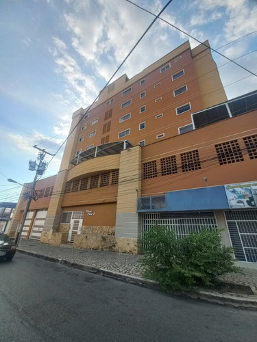 Apartamento Con Planta Electrica En Las Delicias Zona Norte Maracay Falcon Crest 009jsc