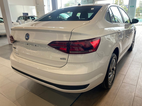 Imagen 5 de 24 de Volkswagen Virtus Trendline Mec Unidades Limitadas 2023