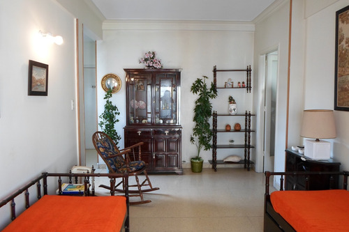 Imagen 4 de 13 de Departamento 2 Ambientes En Venta En Mar Del Plata