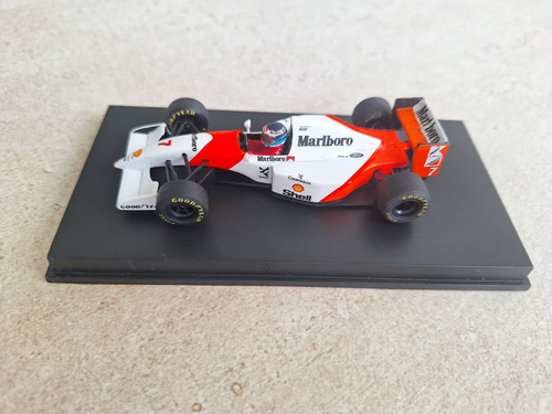 Minichamps Marlboro Mclaren Mp4/8 1993. Mika Hakkinen 1:43