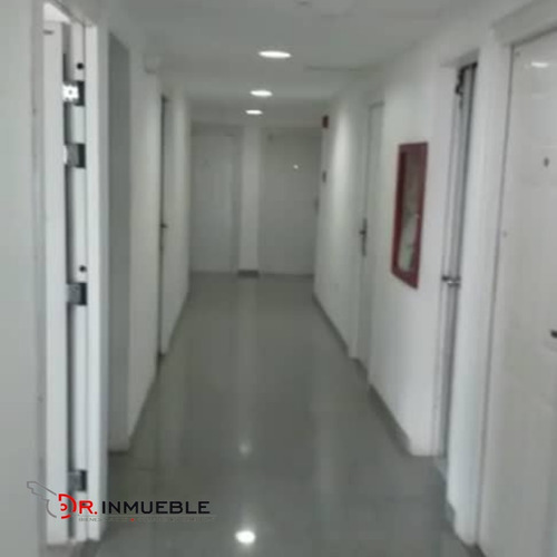 Imagen 2 de 5 de Torre De Oficina, Maiquetía | Excelente Ubicación Y Exclusividad, En Obras Limpias