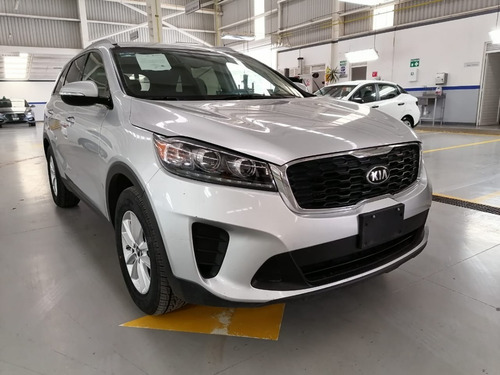 Imagen 2 de 15 de Kia Sorento Lx 2019
