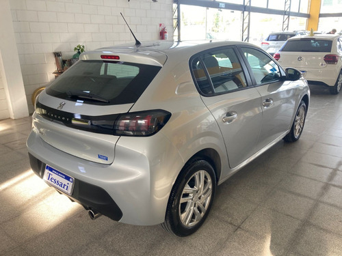 Peugeot 208 1.6 Active Tiptronic
