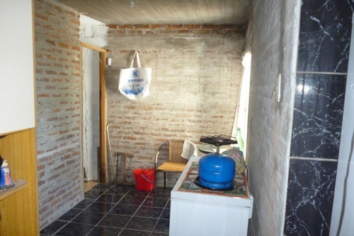 Venta Casa De 2 Dorm + Apto Sobre Rambla