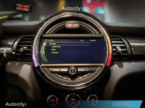 Mini Cooper S 2.0 At JCW
