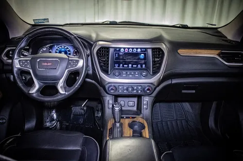 GMC Acadia 3.7 Denali At