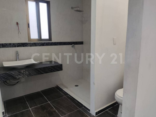 Imagen 9 de 17 de Casa A Estrenar 4rec Fracc. Arrecifes En Venta En Playa Del Carmen P3675