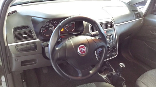 Fiat Punto Essence 1.6 16v Flex 2011