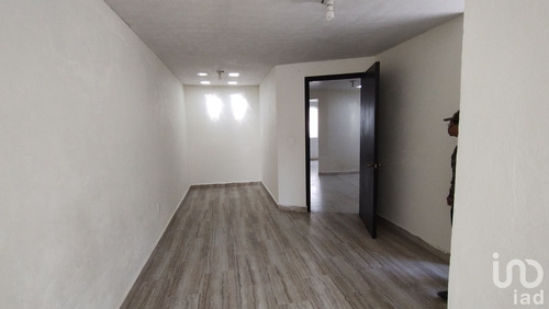 Venta Casa 3 Ambientes Don Carlos