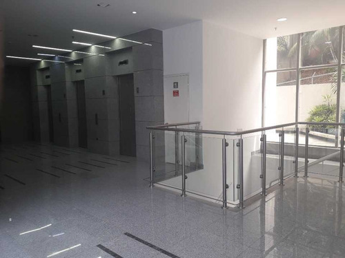 Imagen 2 de 13 de Se Alquila Oficina 47.7m2 Santa Paula Obra Gris 4502
