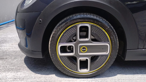 Mini Cooper Se Iconic