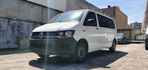 Imagen 2 de 10 de Volkswagen Transporter 2.0 Tdi Pasajeros Blanco 2017