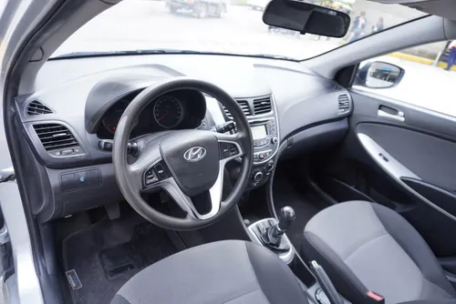 Hyundai Accent 1.6l 5 p