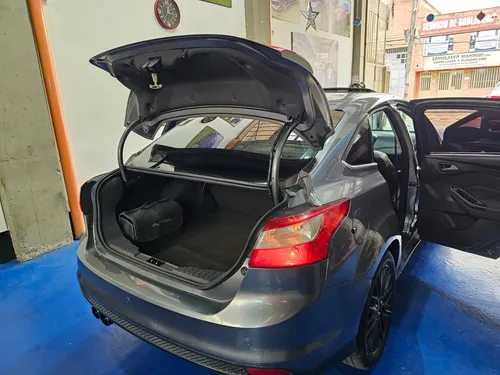 Ford Focus 2.0 Titanium