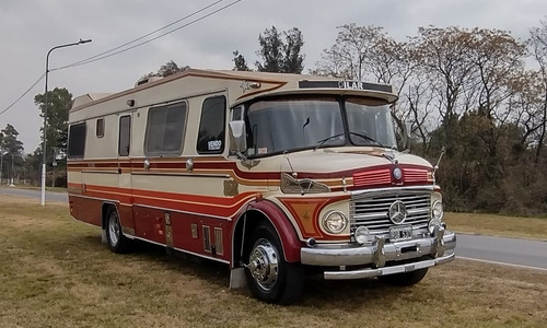 Imagen 2 de 22 de Mercedes Benz Lo1114 Motorhome