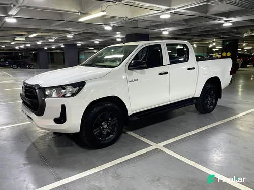 Toyota Hilux 2.7 SR Doble Cabina Mt