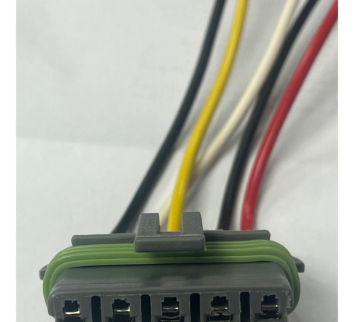 Conector Modulo Gasolina Corsa Astra 5 Pines