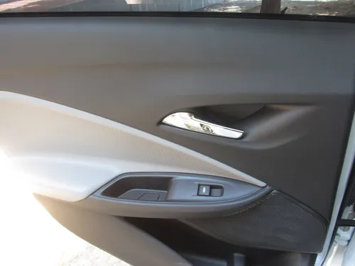Chevrolet Onix 1.0T Premier Sedan At