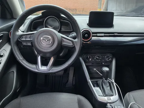 Mazda 2 1.5 Touring
