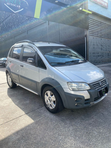 Fiat Idea 1.8 MPI ADVENTURE 8V FLEX 4P MANUAL