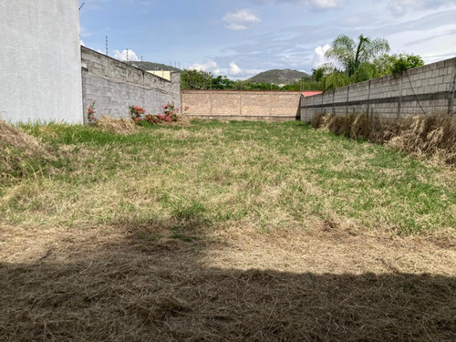 Hermoso Terreno Con Fachada En Pedregal De Las Fuentes Jiutepec. Morelos