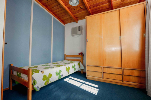 Imagen 15 de 20 de Casa En Venta De Tres Dormitorios Pileta, La Plata
