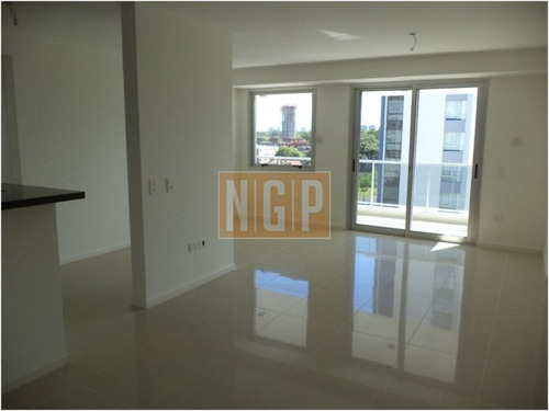 Ed Nuevo Con Servicios, Muy Cerca Del Mar. Consulte-ref:7973