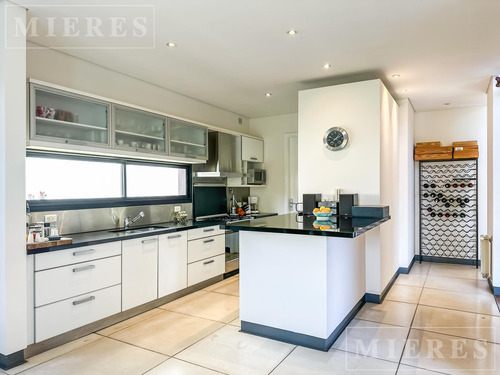 Casa En Venta En Don Torcuato