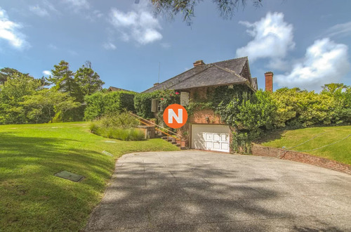 Espectacular Casa En La Mejor Zona Del Golf