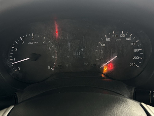 Nissan NP300 2.5 SE Paq Seguridad Mt