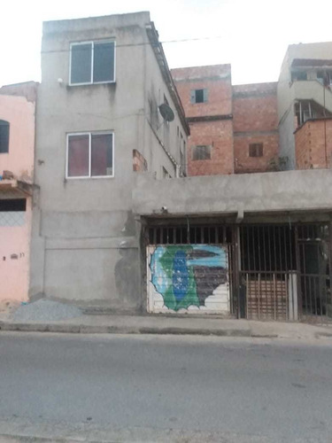 Casa Excelente Com 3 Quartos E Dois Banheiros Mais Quintal