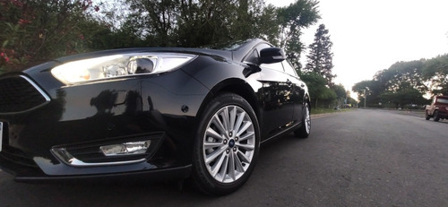 Imagen 5 de 6 de Ford Focus Titanium Sedan Mt