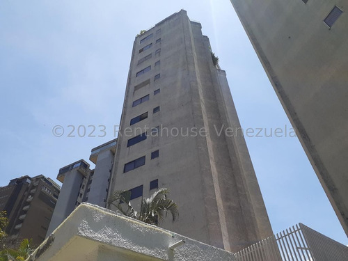  Apartamento En Venta En Lomas De Prado Del Este 24-8599 Yf