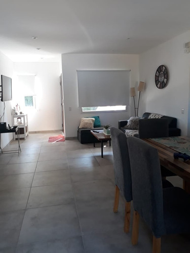 Imagen 4 de 15 de Casa Barrio Nayades A Estrenar