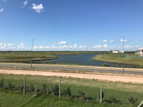 Imagen 15 de 21 de Casa Con Vista Al Lago A Estrenar En Venta. Puertos | Ceibos.