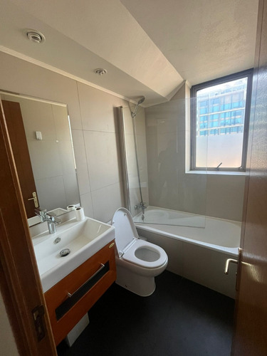 Impecable, Rosario Norte-alonso De Córdova, Metro Manquehue