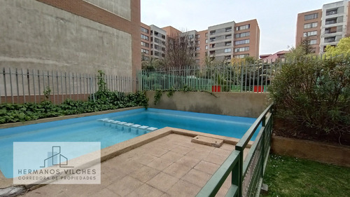 Dpto. 3 Dorm / 2 Baños / 1 Bod. Comuna De Santiago.-
