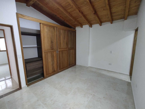 Imagen 11 de 23 de Apartamento En El Carmen De Lujo 185 Metros 750 Millones