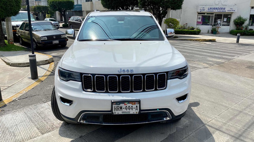 Imagen 2 de 15 de Jeep Grand Cherokee 2018 3.6 Limited Lujo 4x2 Mt
