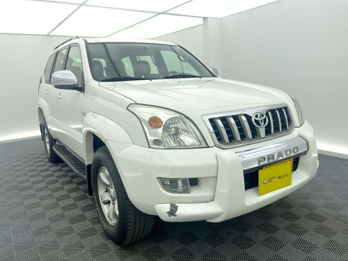 Imagen 2 de 25 de Toyota Land Cruiser Prado 3.0
