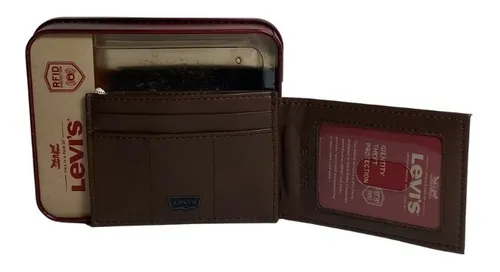 Monedero levis hombre sale
